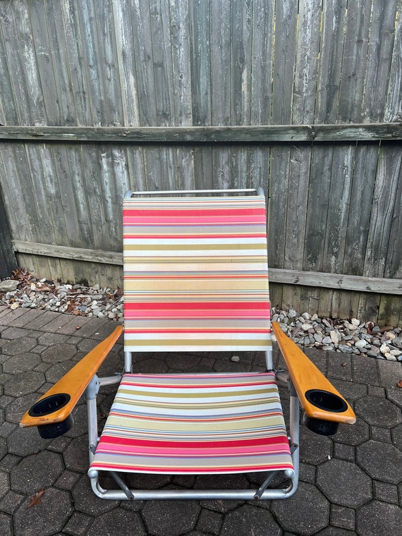 Vintage Frontgate 3 Position Striped Aluminum Beach Chair With Cup