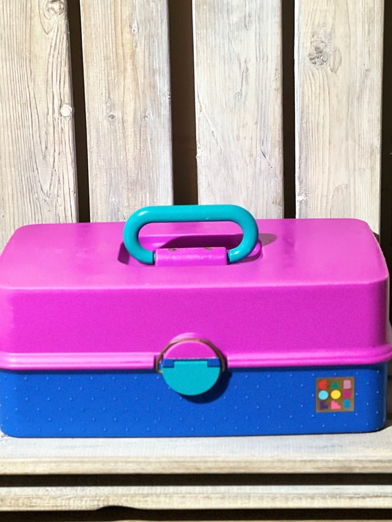 vintage Caboodles storage cosmetic case/ makeup st