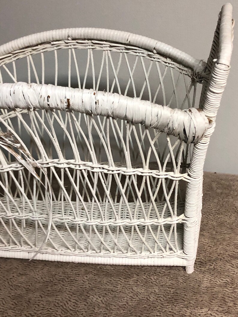 Vintage White Wicker Magazine Holder/ Vintage Wicker / Home Etsy