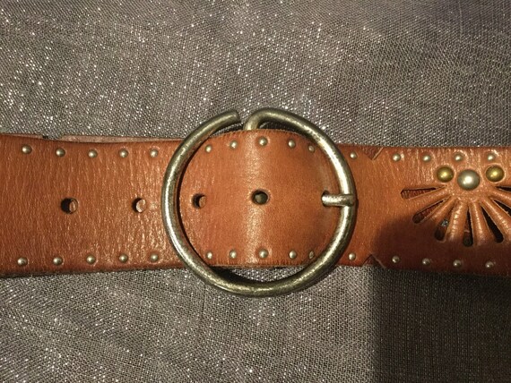 Linnea Pelle Cognac Studded Cutout Belt With Round Brass  display picture 2