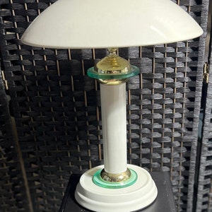 Vintage 1970 era mod retro white mushroom UFO style touch 3 way lamp for table / desk Memphis design