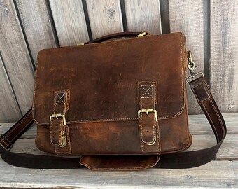 Vintage brown leather attaché briefcase /  laptop case