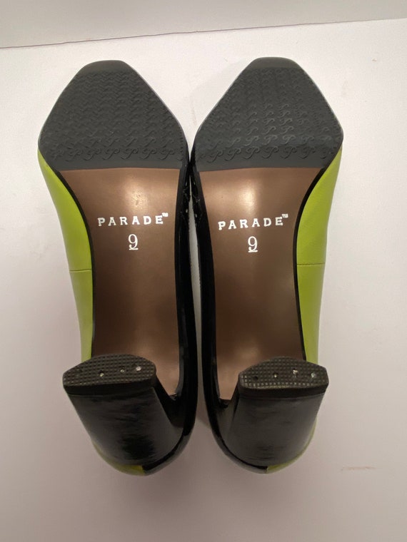 vintage chartreuse and black Parade pumps / ladie… - image 6