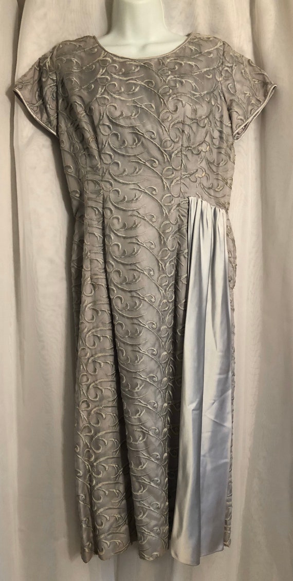 vintage mid century light blue /gray silk brocade… - image 3