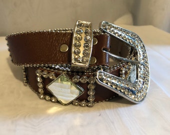 Vintage Guess Brown Leather Belt With Rhinestone Buckle  display picture 3