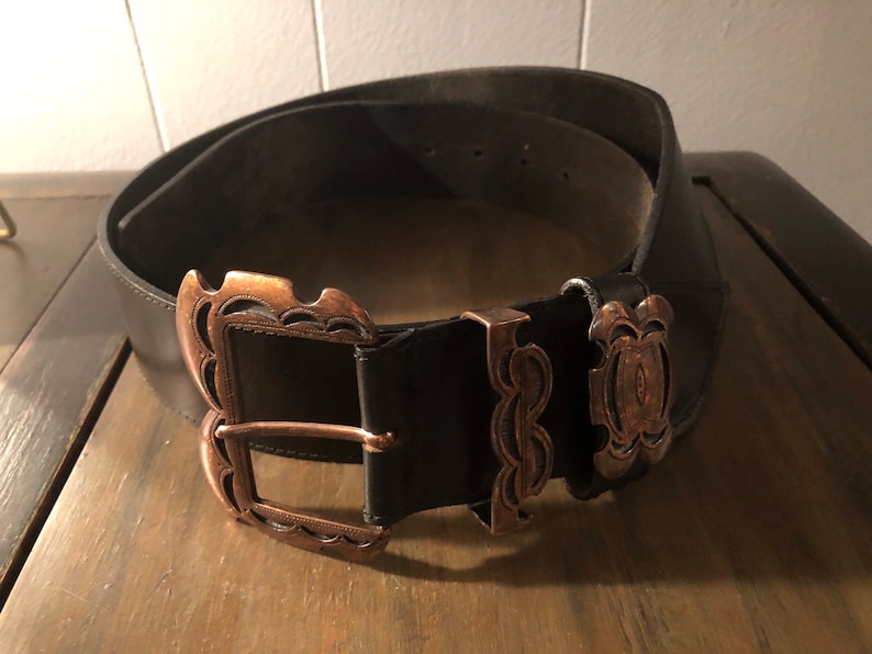 STREETS AHEAD vintage leather belt with copper buckle sideways hang womens acessories