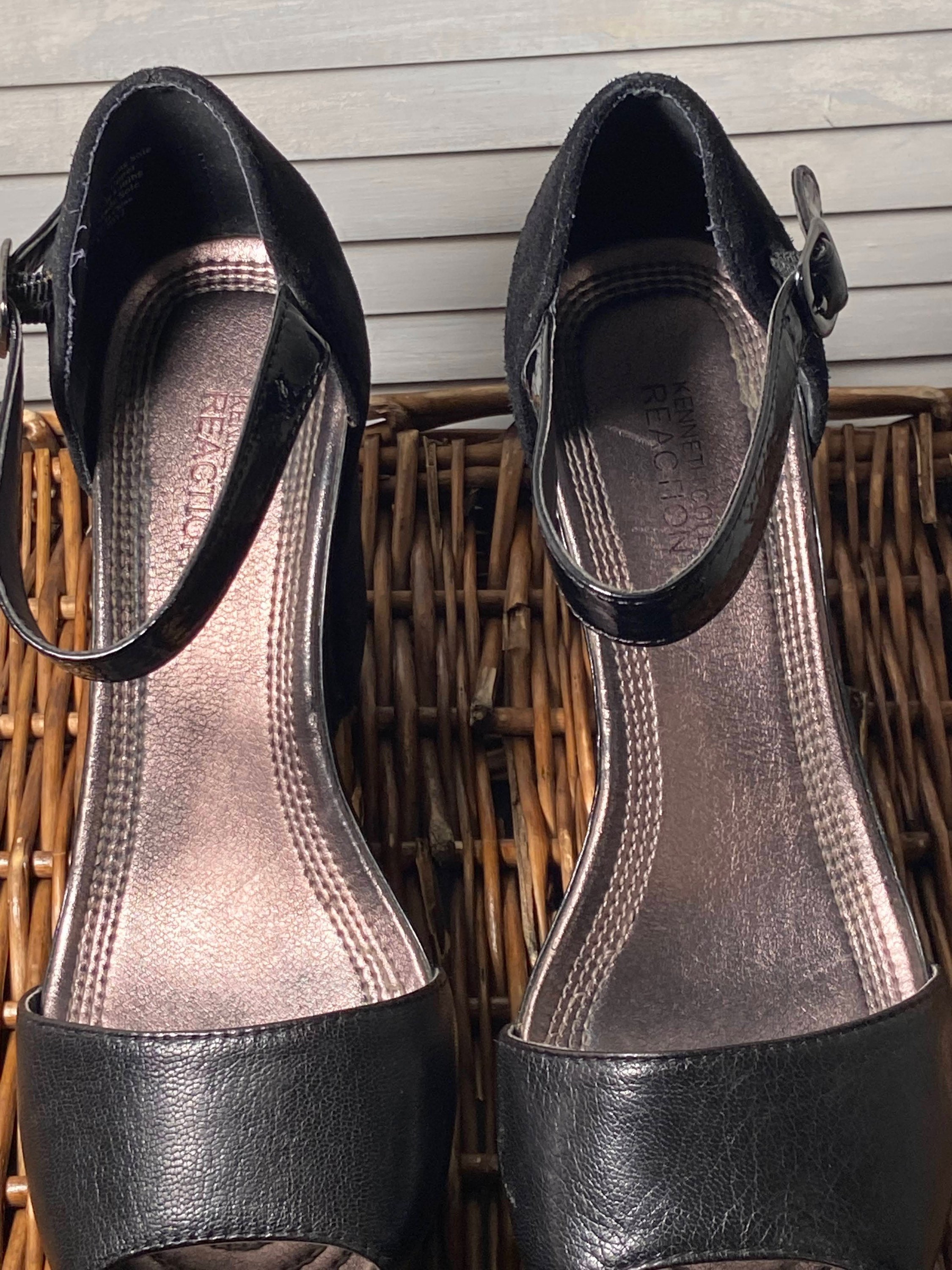 Kenneth cole deals wedge heels