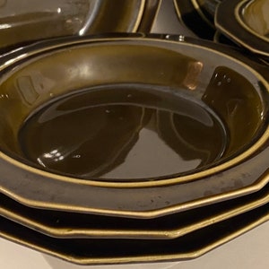 Vintage 1970s Pfaltzgraff Heritage Green glazed Pottery Stoneware set of 8 bowls / vintage dining and kitchen serving