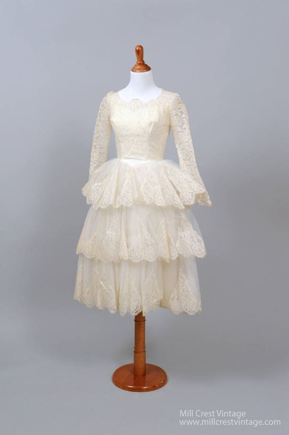 1950's Tiered Scalloped Vintage Wedding Dress