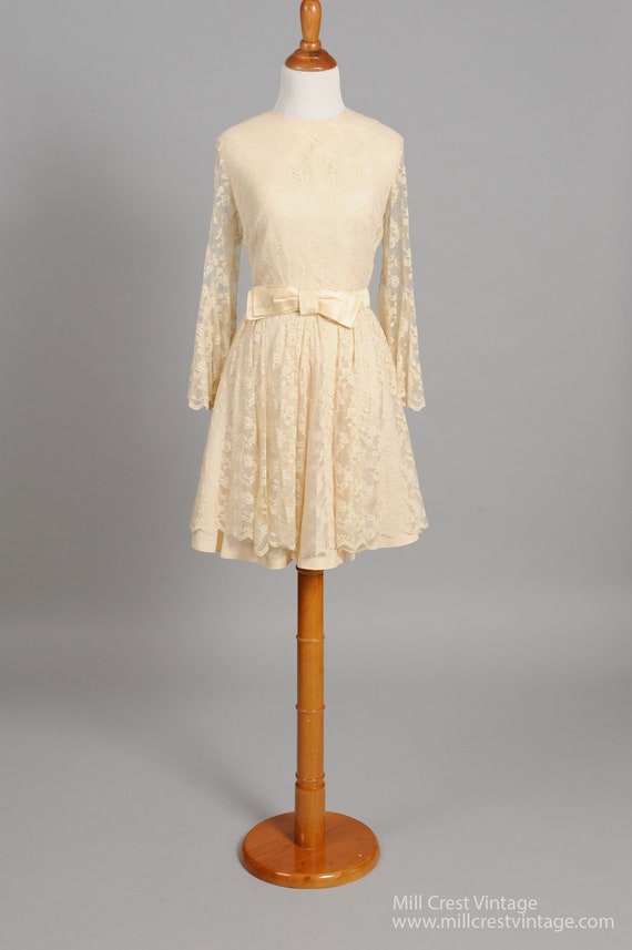 1960 Peach Lace Bell Sleeves Vintage Wedding Dress