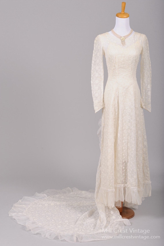 1940 Embroidered Voile Vintage Wedding Gown
