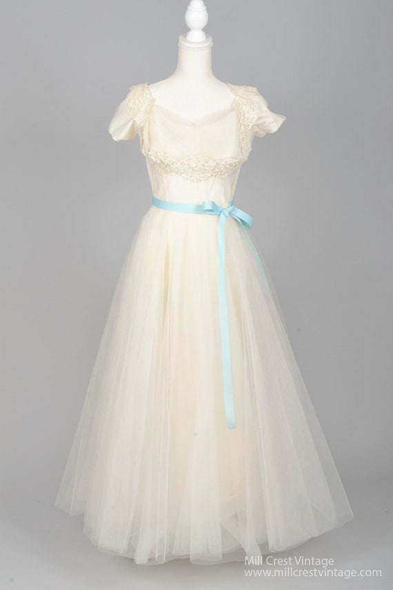 1950 White Capped Sleeves Vintage Full Wedding Go