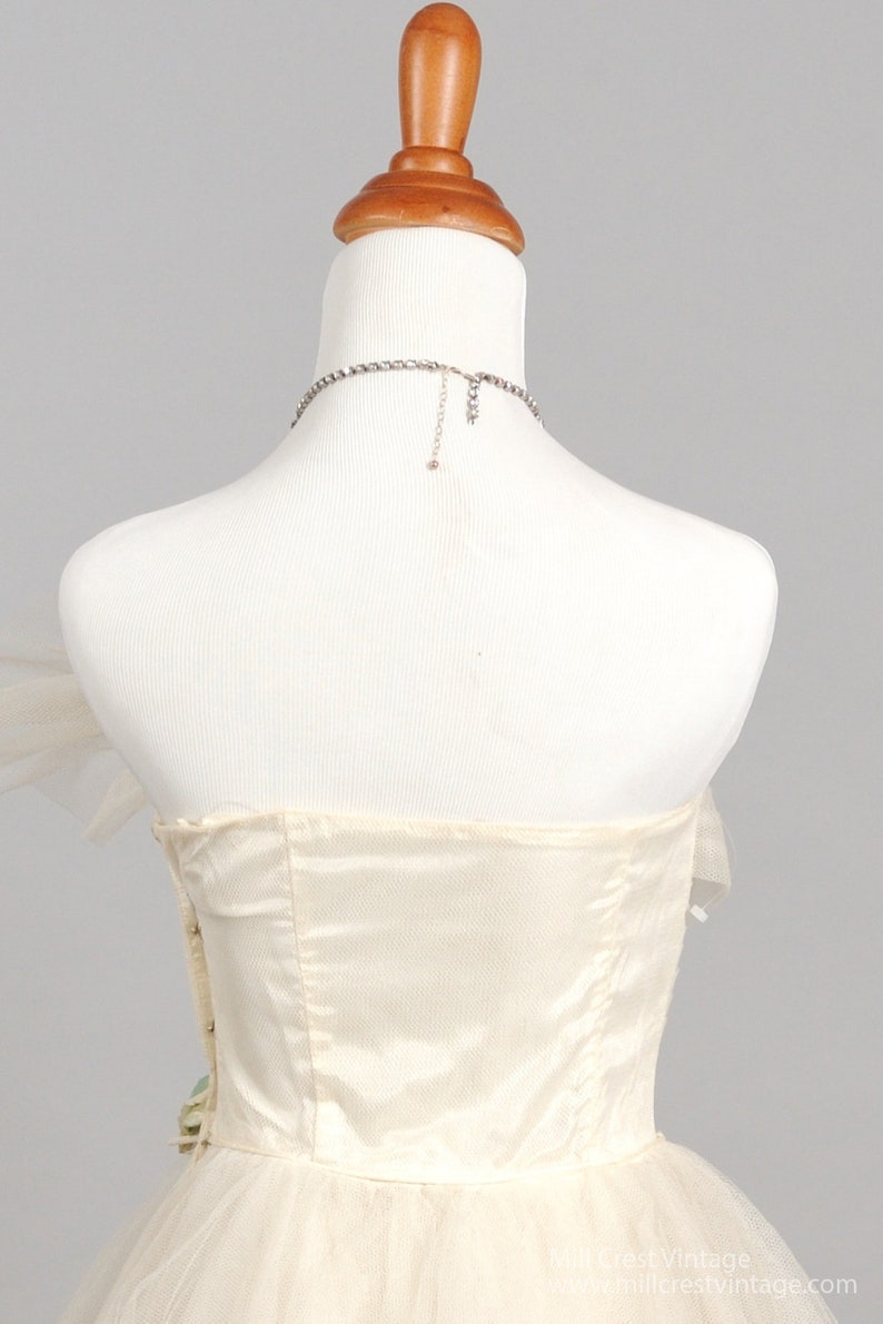 1950/'s Tiered Strapless Vintage Wedding Dress