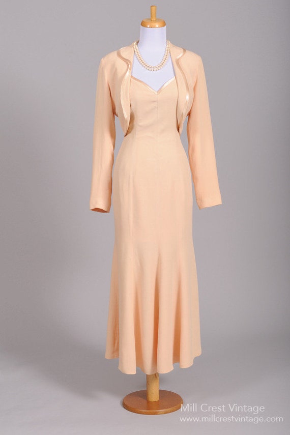 1970 Peach Vintage Wedding Ensemble
