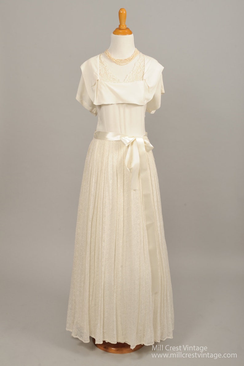 1950 S Sweet Afternoon Vintage Wedding Gown Etsy