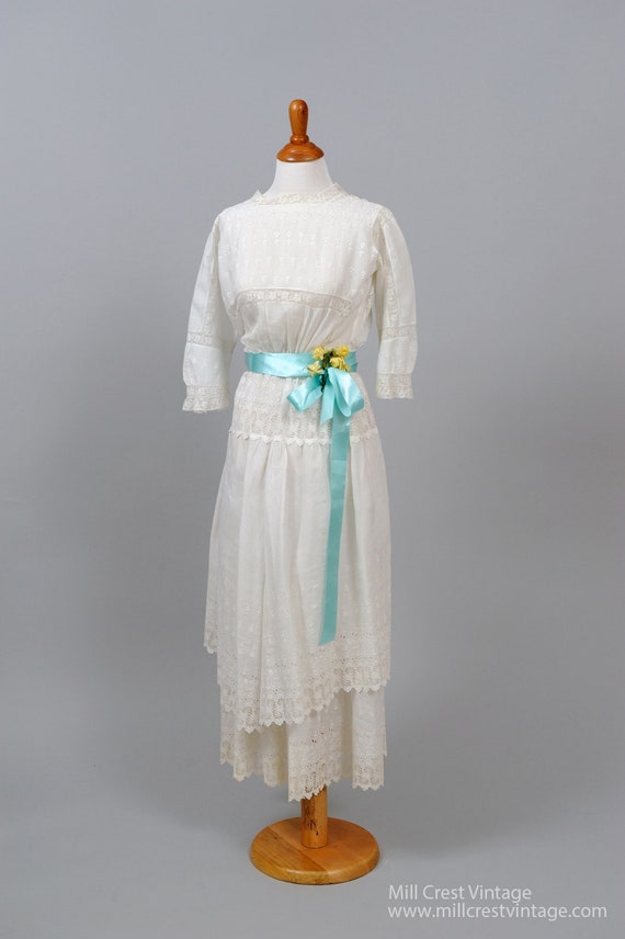 1930's White Eyelet Nautical Vintage Wedding Dress