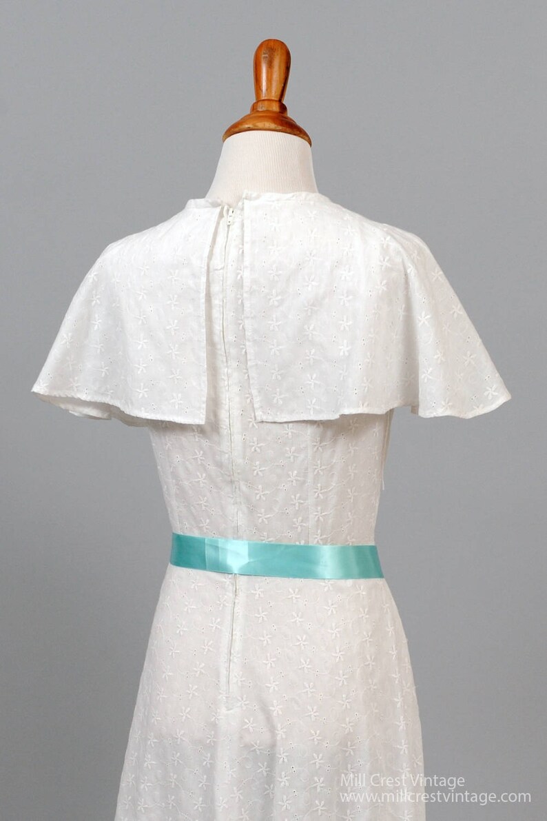 1970/'s Cotton Eyelet Vintage Wedding Gown