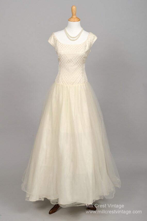 1970 wedding dress