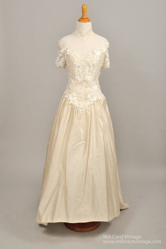1980 Sweet Corsage Vintage Wedding Gown Etsy