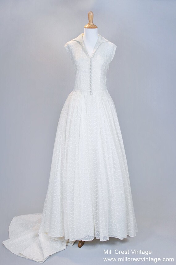 1950 Ecru Embroidered Vintage Wedding Gown