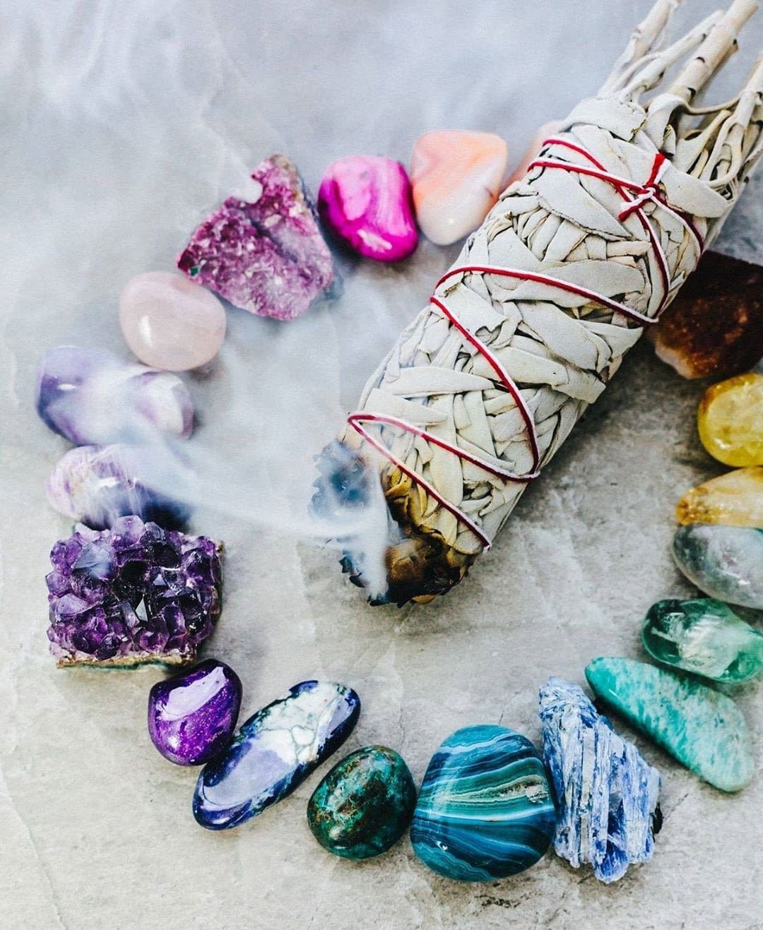 White Sage and Crystal Gift Set | Home Cleansing Gift Box | Protectio…