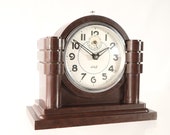 Bakelite Jaz alarm clock, Art Deco french table clock, 1940 to 1942, Touric model, for DISPLAY or REPAIR