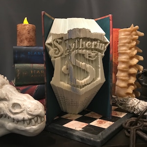 Ambitious Wizard Combination Cut and Fold Book Folding Pattern
