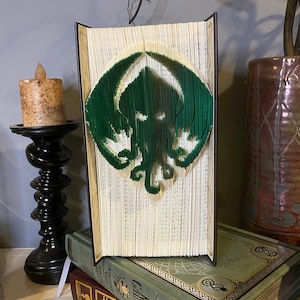 Cthulhu Messen, markieren, schneiden und falten Sie Buchfaltmuster