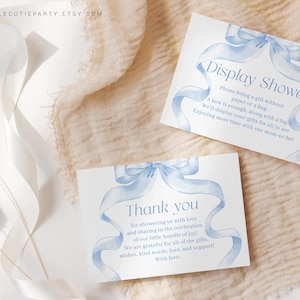 Bearbeitbare Blaue Schleife Babyparty Dankeskarte, Blaue Schleife Babyparty Anzeigekarte für Jungen Babypartydekor BBWBS001