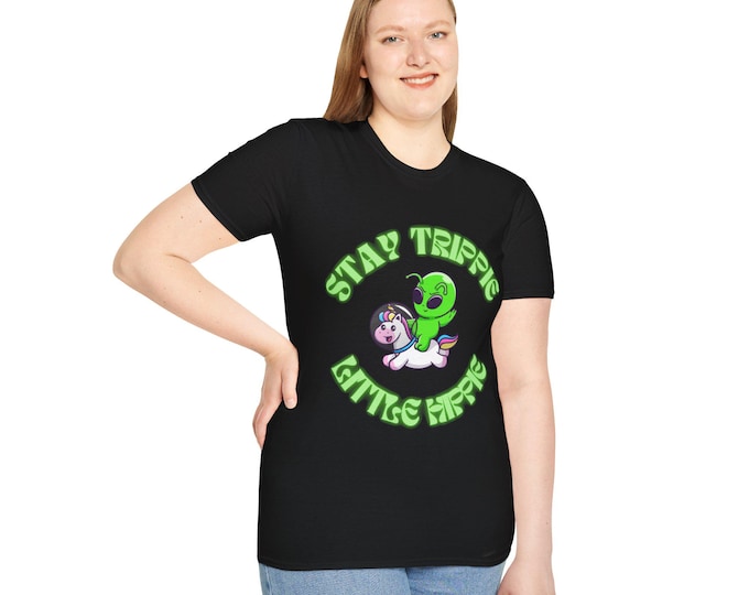 Trippy Alien T-Shirt, Stay Trippy Little Hippie Tee, Unisex Hippie Shirt, Retro Graphic Tee, Festival Clothing