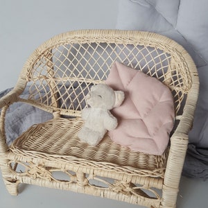 Willow doll sofa + cushions!! Dolls pink