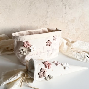 Kindergarten bag with crocheted flowers – personalized cotton kindergarten bag image 11