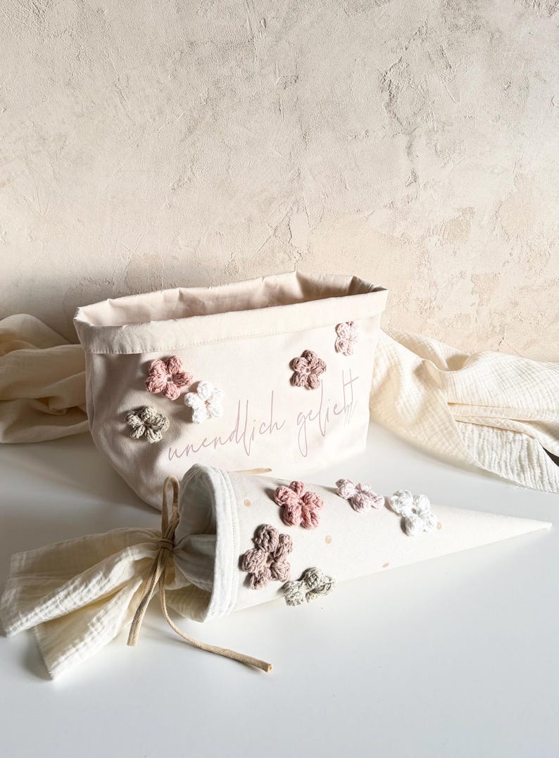 Kindergarten bag with crocheted flowers – personalized cotton kindergarten bag image 11