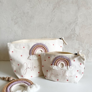 Personalisierte Mädchen Krimskrams Tasche Windeltasche Kulturbeutel mit Regenbogen bunt gepunktet Punkte mit Namen Kupfer Apricot Geschenk