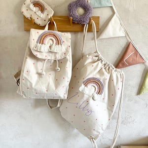 Mädchen Rucksack Set Turnbeutel mit Regenbogen Namen gepunktet Rosé Flieder Kindergartentasche Stoffrucksack Bio Baumwolle Kinderrucksack