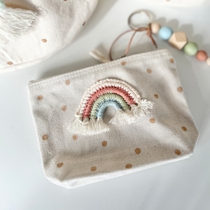 Regenbogen Täschchen Gelbeutel Punkte bunt gepunktet Kulturbeutel Krimskrams Tasche Schultüteninhalt Maedchen Geschenk Schulanfang