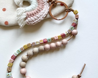 Catena di conteggio ABC nome catena arcobaleno ragazza pastello rosa menta oro primo conteggio legno scuola bambino ritorno a scuola regalo