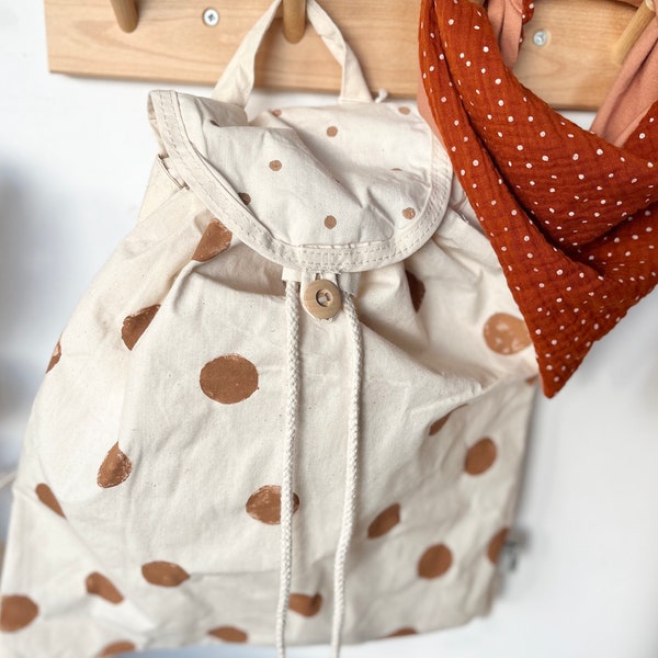 Leichter Rucksack handbedruckt Punkte gepunktet Fairtrade Stoffrucksack bio Damenrucksack Tasche