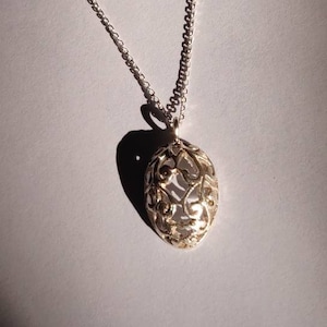 Egg shaped oval pendant, graven egg pendant, sterling silver egg pendant, engraved egg motif, art nouveau motif, Christmas gift pendant