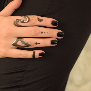 Ring infinity, contemporary jewelry, unisex silver ring, black gothic ring, rock statement ring, punk black ring, oxidized silver ring