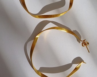 Medium to large  gold plate silver hoops, twisted hoops, unusual hoops, curling gold hoops