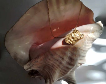金メッキスターリングシルバーポセイドンペンダント：古代ギリシャのジュエリー