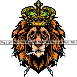 Puede incluir: Un león con una corona dorada coronada con una hoja verde de marihuana, con rastas adornadas con cuentas azules y blancas. El león sostiene un cigarrillo encendido en su boca.