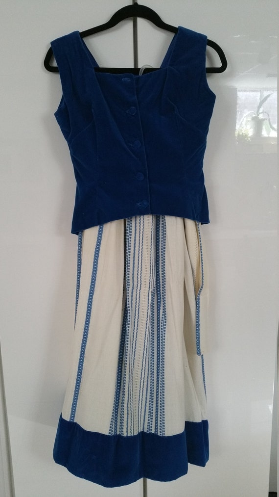 Ladies authentic German dirndl