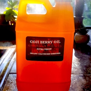 ORGANIC GOJI BERRY Seed Oil Cold Pressed Unrefined Anti-aging Face Oil for Lines, Organic Serum for Hydration in Dry Skin, GardenOfEssences