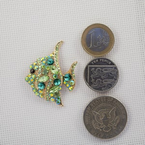 Green Crystal and Rhinestone Angelfish Needleminder / Fish Needleminder /Rhinestone Needleminder image 3