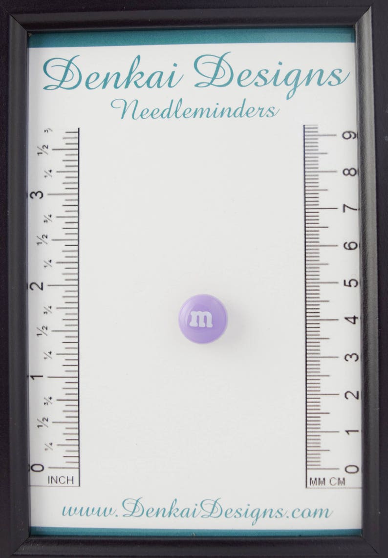 Set of 2 Candy Needleminders / Chocolate Needleminders / M n M inspired Needle Minders zdjęcie 3
