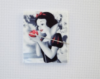 Snow White Needleminder: Disney Inspired, Cross Stitch Craft
