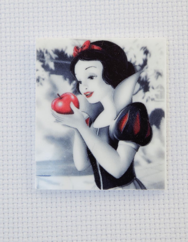 Snow White inspired Needleminder / Disney inspired Needleminder image 2