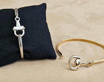 Pulsera Snaffle Bit Cuff de plata u oro, regalo ecuestre perfecto. Viene en caja